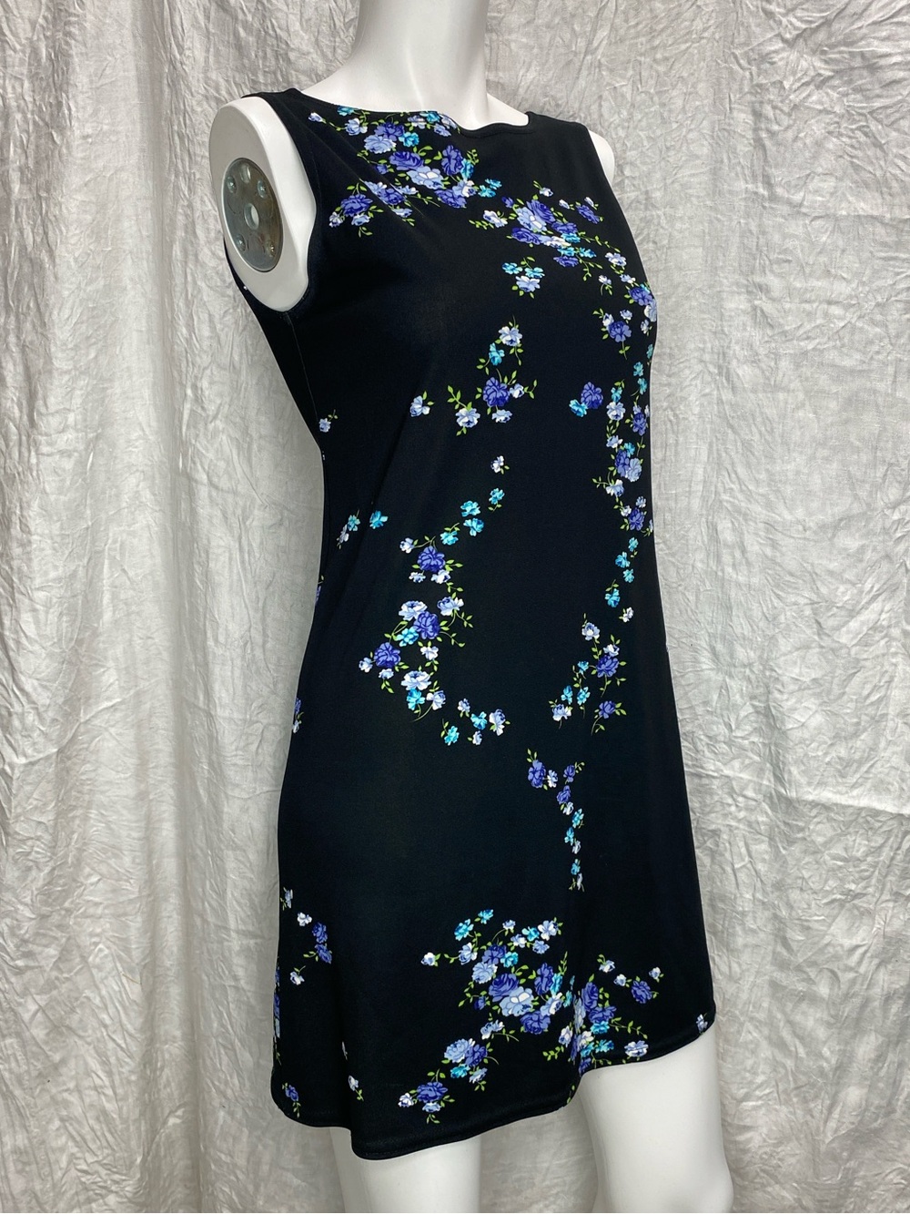 Vintage 90s Jalate Black Floral Sleeveless Shift Dress